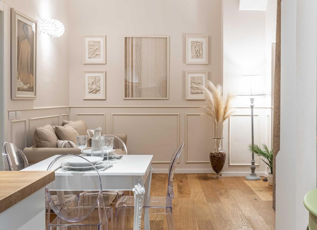 Casa Colonna Romantic Apartment Corso Di Porta Ticinese Mediolan Zewnętrze zdjęcie