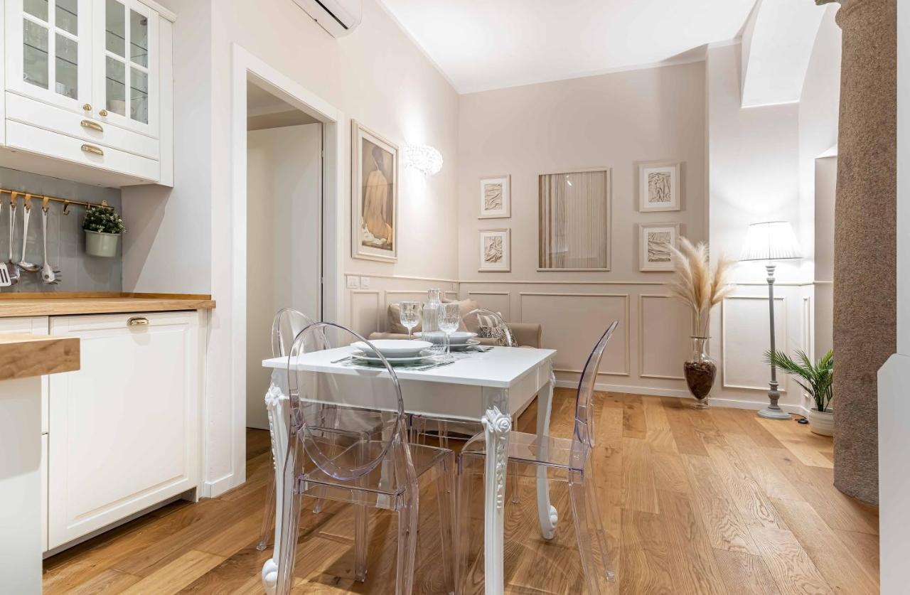 Casa Colonna Romantic Apartment Corso Di Porta Ticinese Mediolan Zewnętrze zdjęcie